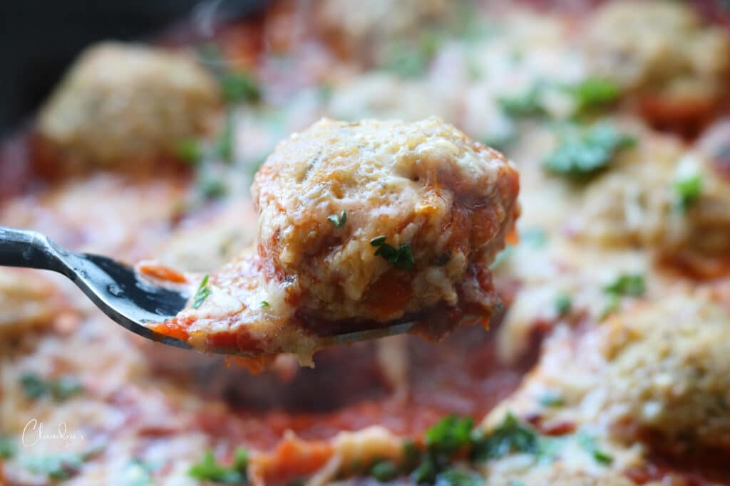 chicken pesto meatballs in sauce