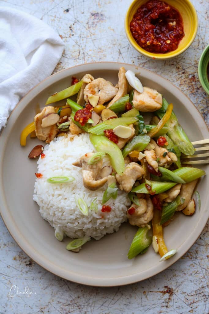easy almond chicken stirfry with Asian chili sauce