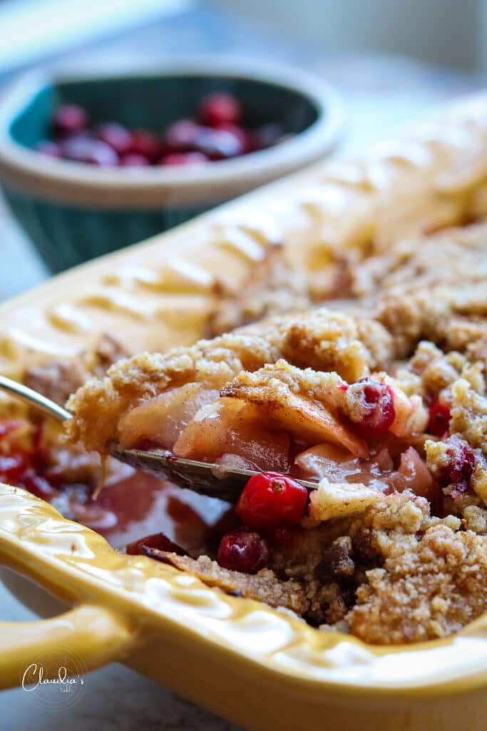 close up photo of apple cranberry crumble