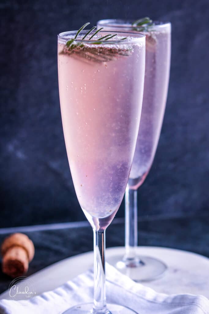 Lavender French 75 cocktail 