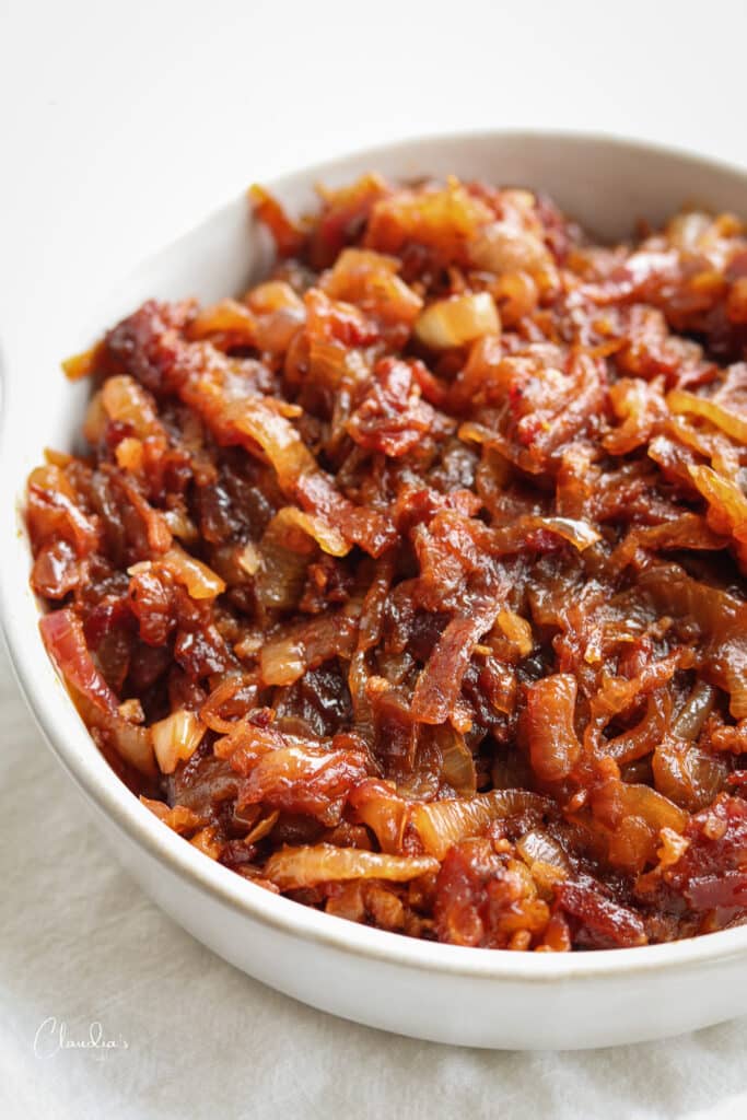 bacon onion jam with chipotle chile peppers
