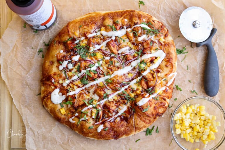 Easy and delicous bbq chicken pizza recipe on cutting board